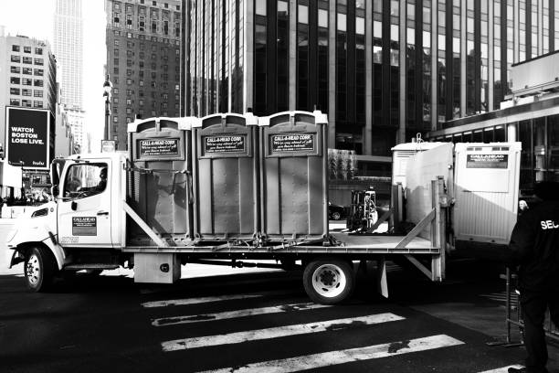 Best Construction site porta potty rental  in Richmond, MI